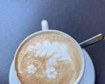 2025-10-07 15.51.52 Fancy latte art - Nice capuccinos at Erre Bar coffee shop