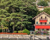 2025-10-08 10.42.22 George Clooney's house