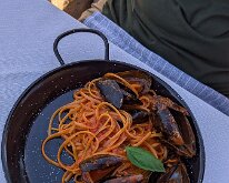 2025-10-12 14.10.01 Teri got linguini with mussels